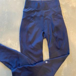 Lululemon Limited Edition Full on Luxtreme 7/8 Navy Size 4